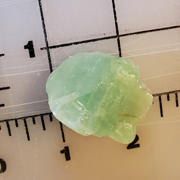 #1 Natural Raw Green Calcite Crystal - Picture 3 of 7